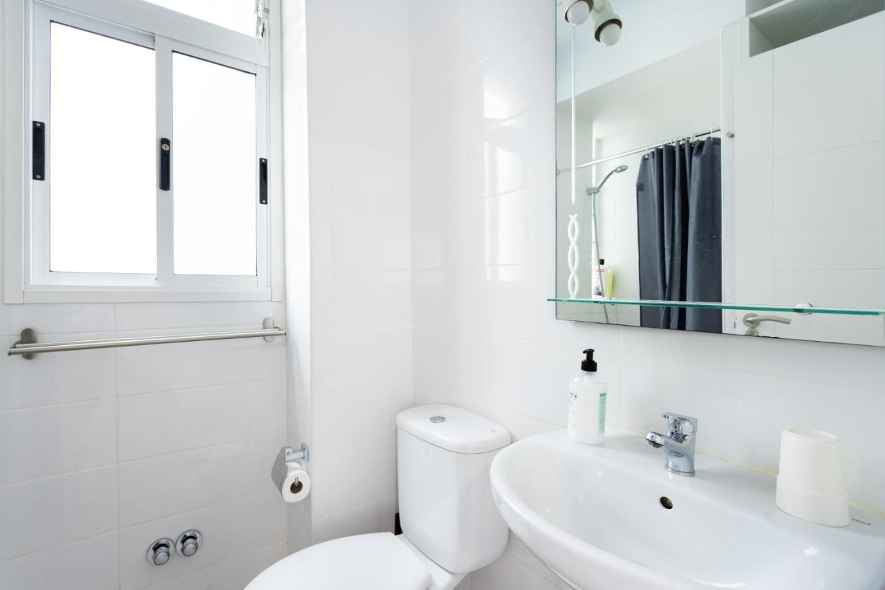 Home2Book Cozy Apartment Santa Cruz Urban Center Bagian luar foto